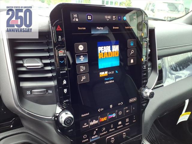 2026 Ram 1500 Laramie Crew Cab 4x4 5'7" Box