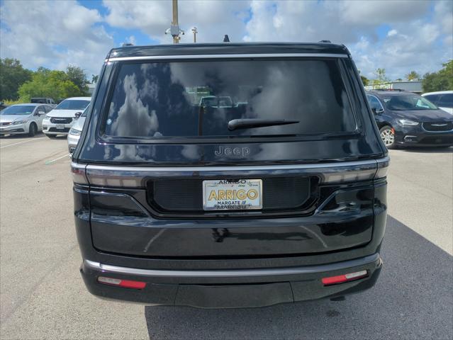 2026 Jeep Grand Wagoneer 4x2