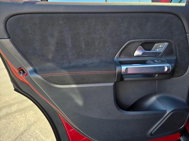 2022 Mercedes-Benz GLB 4MATIC