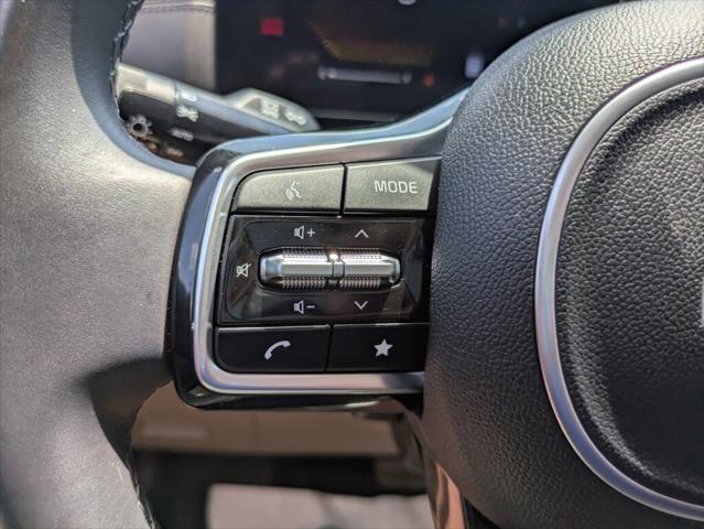 2025 Kia Carnival MPV LXS