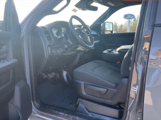 2026 RAM Ram 3500 RAM 3500 TRADESMAN CREW CAB 4X4 8 BOX