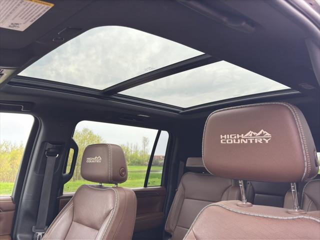 2023 Chevrolet Suburban 4WD High Country