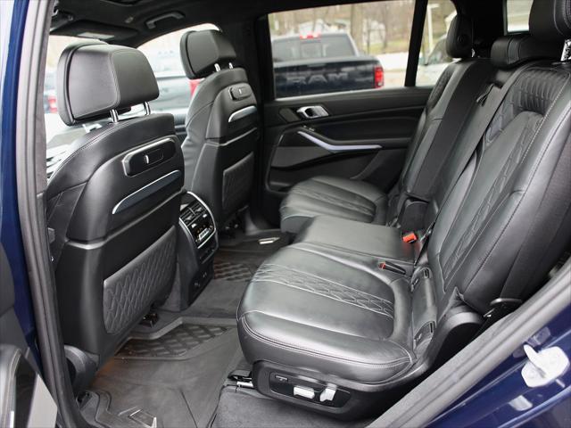 2024 BMW X7 M60i