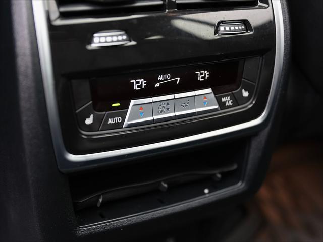 2024 BMW X7 M60i