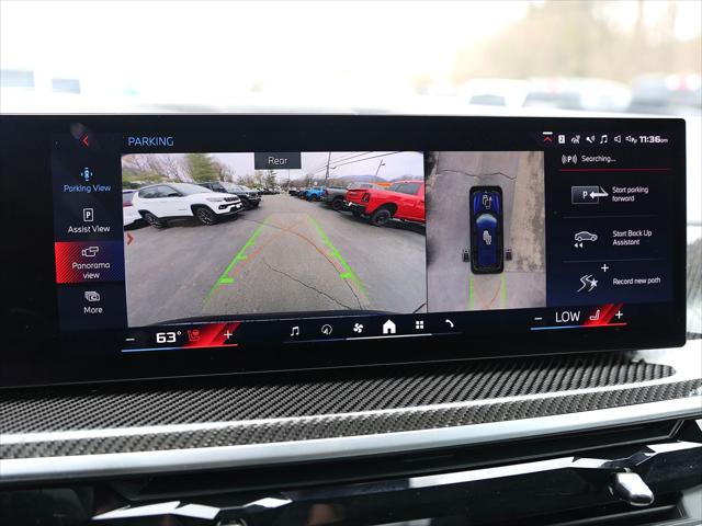 2024 BMW X7 M60i
