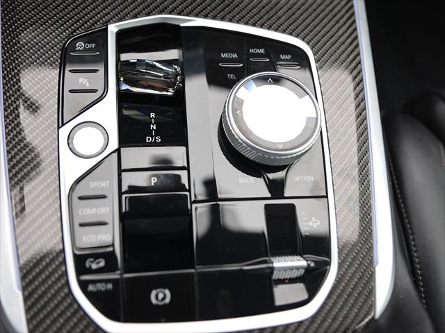2024 BMW X7 M60i