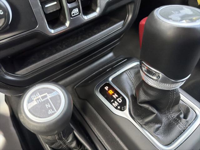 2023 Jeep Wrangler 4-Door Sahara Altitude 4x4
