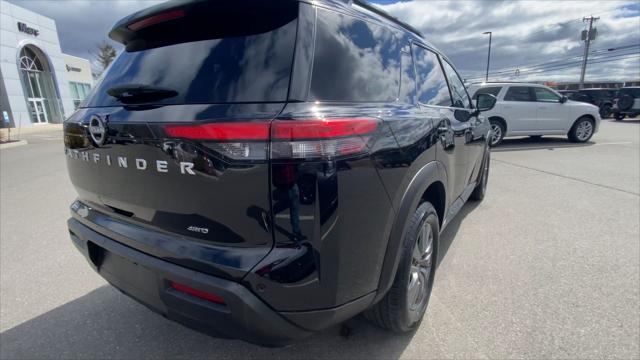 2025 Nissan Pathfinder SV 4WD