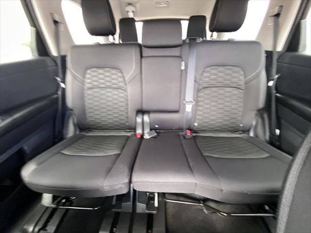 2025 Nissan Pathfinder SV 4WD