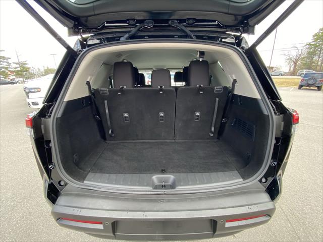 2025 Nissan Pathfinder SV 4WD
