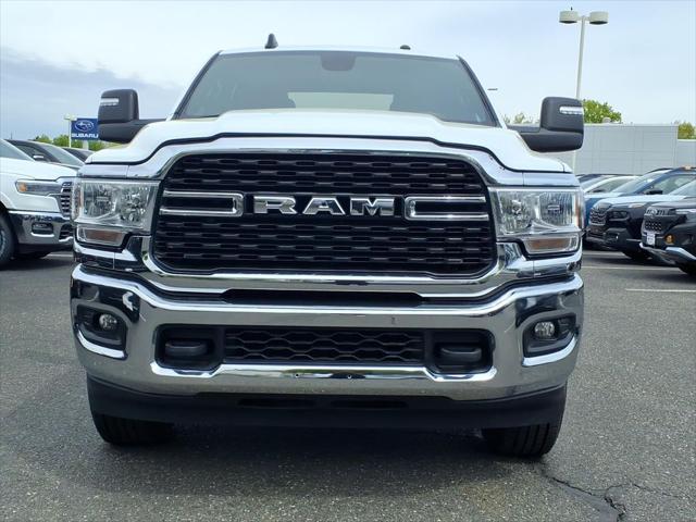 2024 Ram 3500 Big Horn Crew Cab 4x4 8' Box