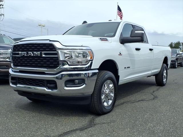 2024 Ram 3500 Big Horn Crew Cab 4x4 8' Box