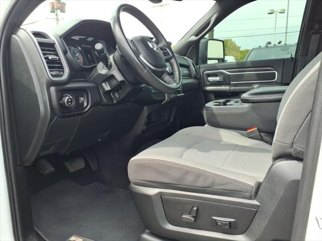 2024 Ram 3500 Big Horn Crew Cab 4x4 8' Box