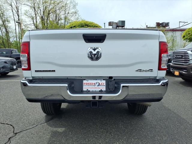 2024 Ram 3500 Big Horn Crew Cab 4x4 8' Box
