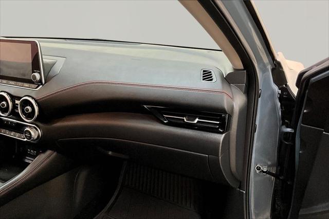 2024 Nissan Sentra SR Xtronic CVT