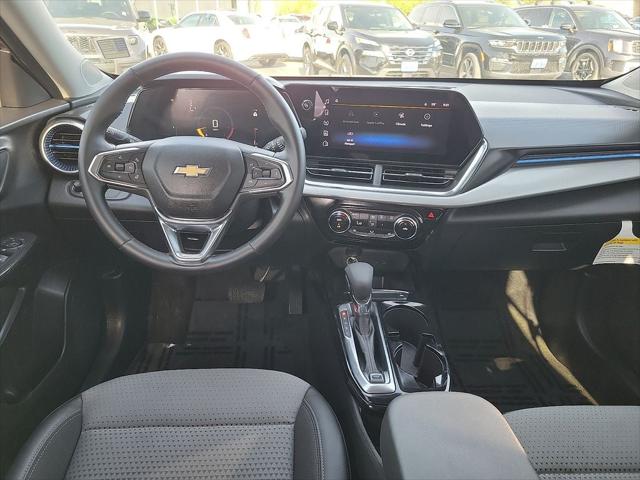 2025 Chevrolet Trax FWD LT
