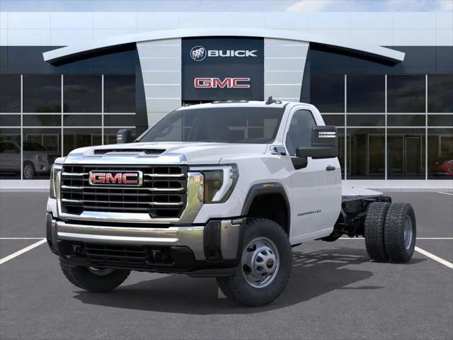 2025 GMC Sierra 3500HD Pro