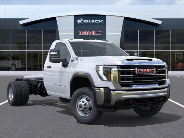 2025 GMC Sierra 3500HD Pro