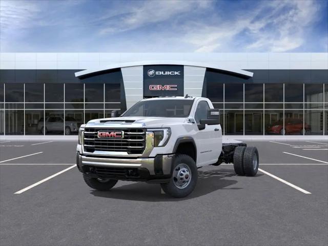 2025 GMC Sierra 3500HD Pro