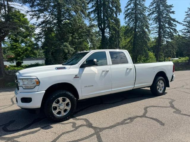 2022 Ram 3500 Big Horn Crew Cab 4x4 8 Box