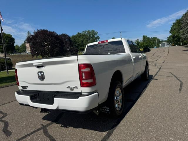2022 Ram 3500 Big Horn Crew Cab 4x4 8 Box