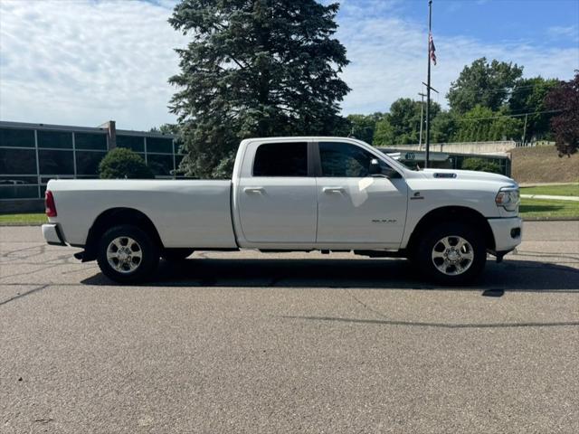 2022 Ram 3500 Big Horn Crew Cab 4x4 8 Box