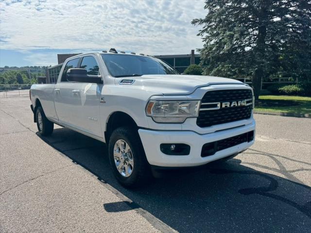 2022 Ram 3500 Big Horn Crew Cab 4x4 8 Box