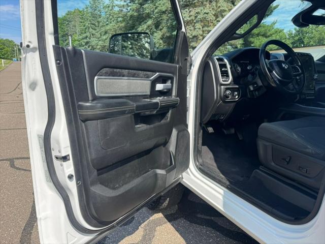 2022 Ram 3500 Big Horn Crew Cab 4x4 8 Box