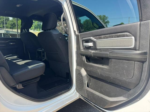 2022 Ram 3500 Big Horn Crew Cab 4x4 8 Box