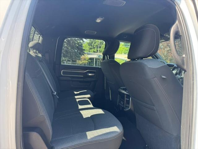 2022 Ram 3500 Big Horn Crew Cab 4x4 8 Box