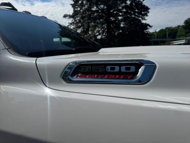 2022 Ram 3500 Big Horn Crew Cab 4x4 8 Box