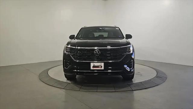 2026 Volkswagen Atlas Cross Sport SEL Premium R-Line