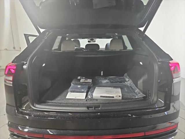 2026 Volkswagen Atlas Cross Sport SEL Premium R-Line