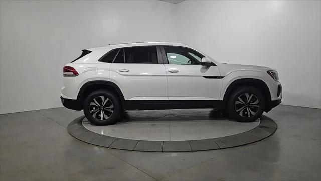 2026 Volkswagen Atlas Cross Sport SE