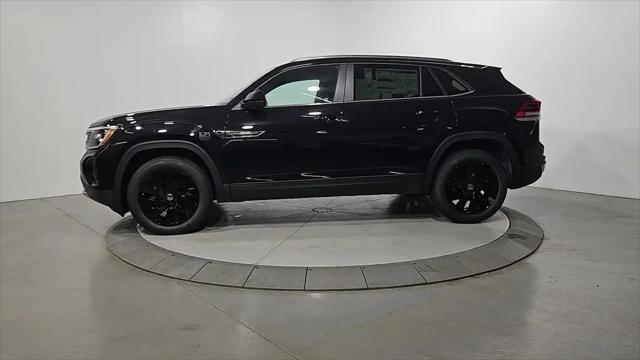 2026 Volkswagen Atlas Cross Sport SE with Technology
