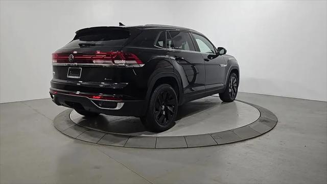 2026 Volkswagen Atlas Cross Sport SE with Technology