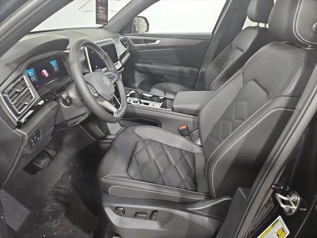 2026 Volkswagen Atlas Cross Sport SE with Technology