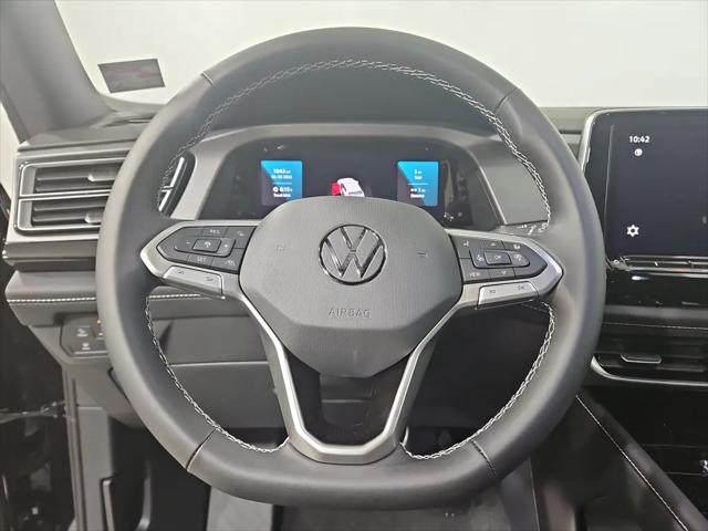 2026 Volkswagen Atlas Cross Sport SE with Technology