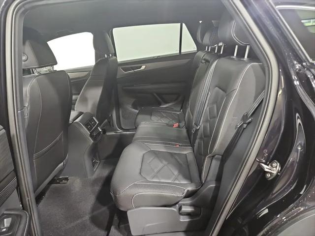 2026 Volkswagen Atlas Cross Sport SE with Technology