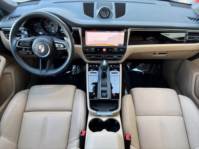 2025 Porsche Macan Macan