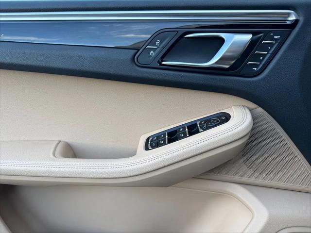 2025 Porsche Macan Macan