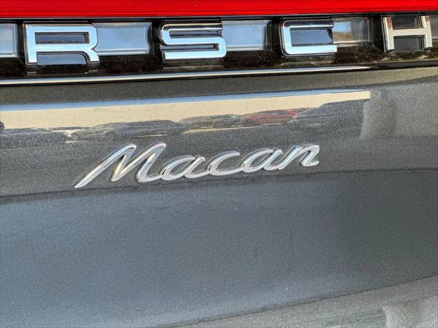 2025 Porsche Macan Macan