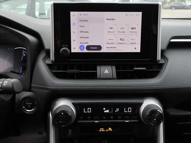 2025 Toyota RAV4 Hybrid XLE