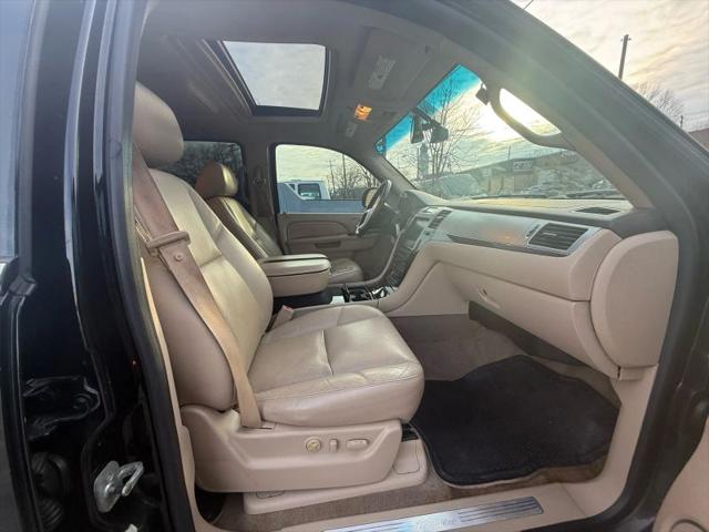 2011 Cadillac Escalade Premium