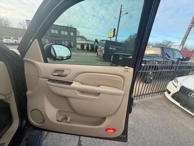 2011 Cadillac Escalade Premium
