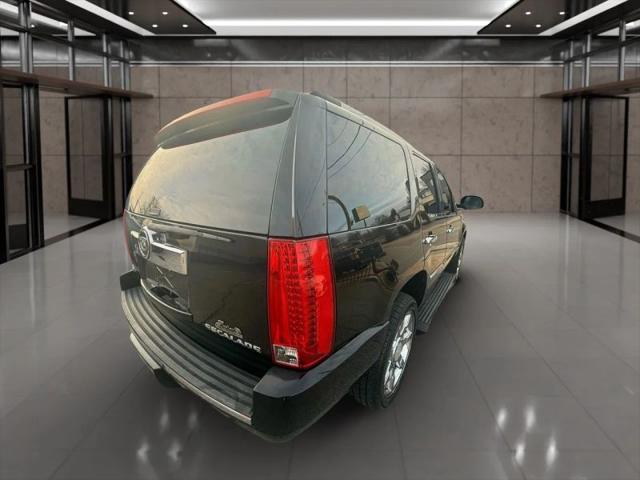 2011 Cadillac Escalade Premium