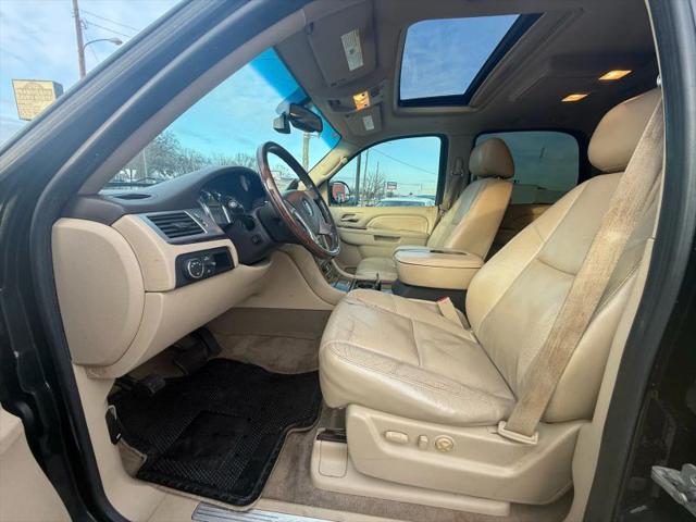 2011 Cadillac Escalade Premium