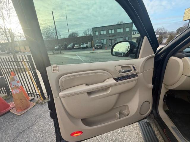 2011 Cadillac Escalade Premium