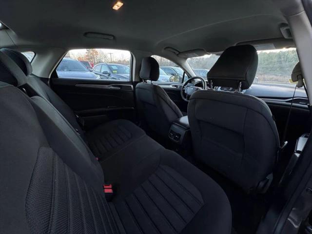 2020 Ford Fusion SE