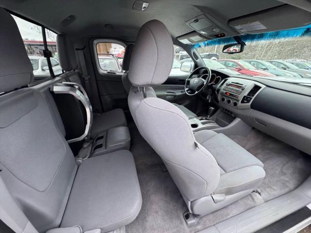 2011 Toyota Tacoma Base V6